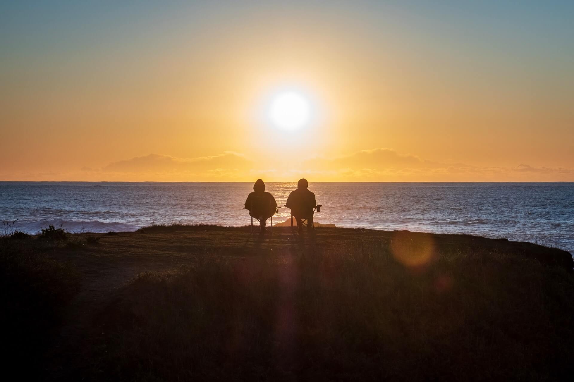 time-couple-watching-sunset